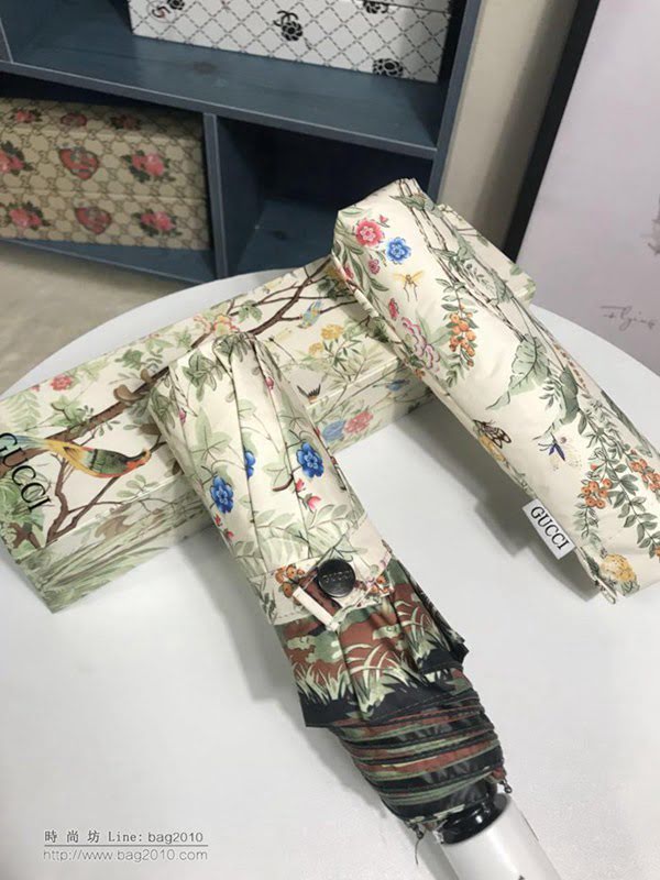 GUCCI古馳傘 時尚單品 抽象字母 驚豔款 亞太專櫃最新款 全自動UV晴雨傘 防曬隔熱 防紫外線  zm1074